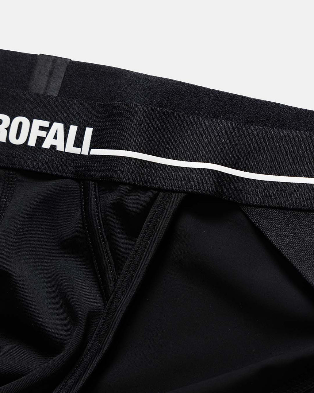 06. Split Jock Brief
