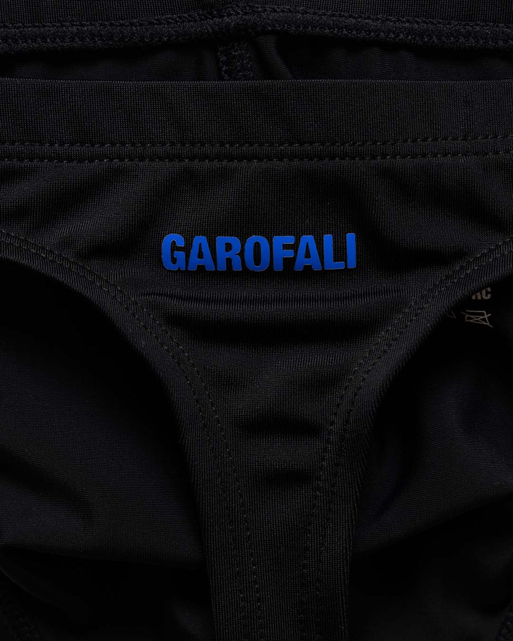 08. Thong