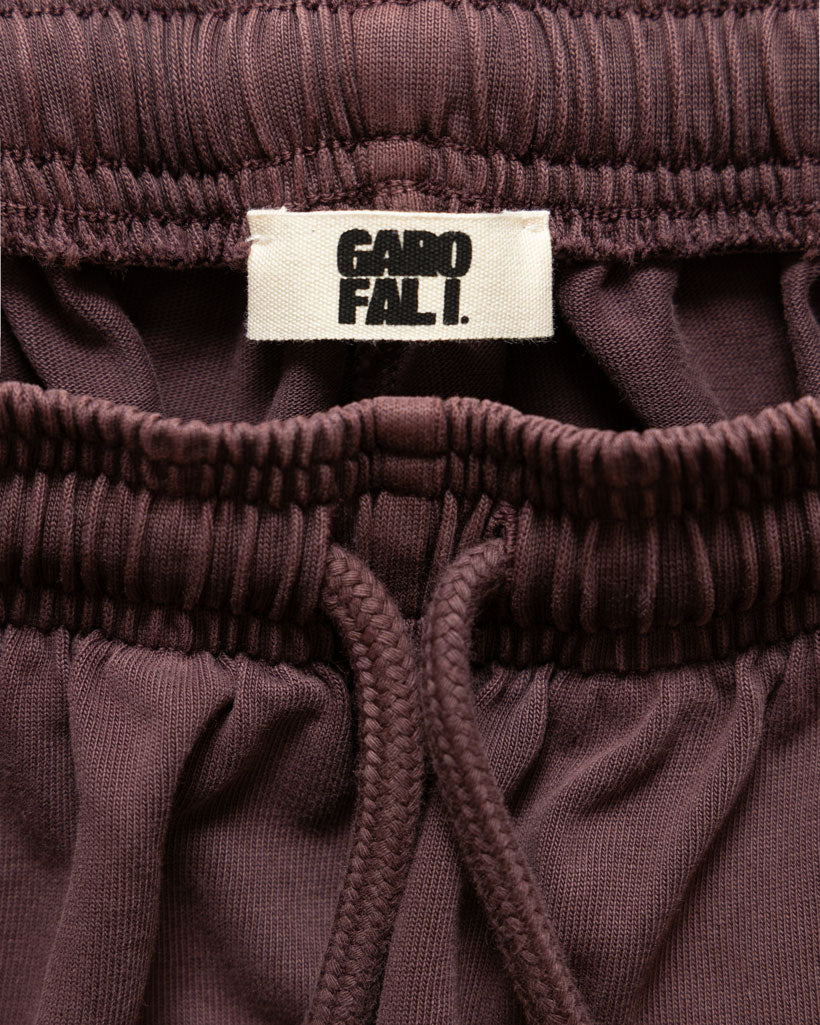 Men's heavyweight shorts in chocolate, waistband and label detail